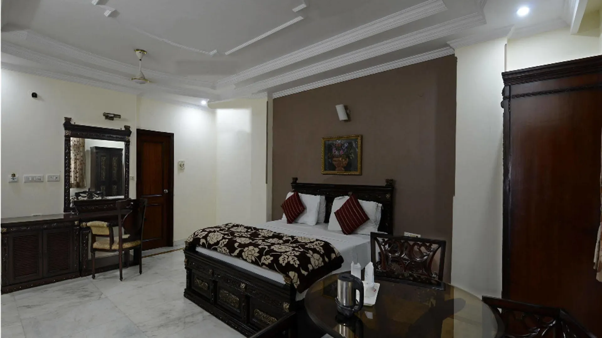 Airport Hotel Vishal Residency New Delhi